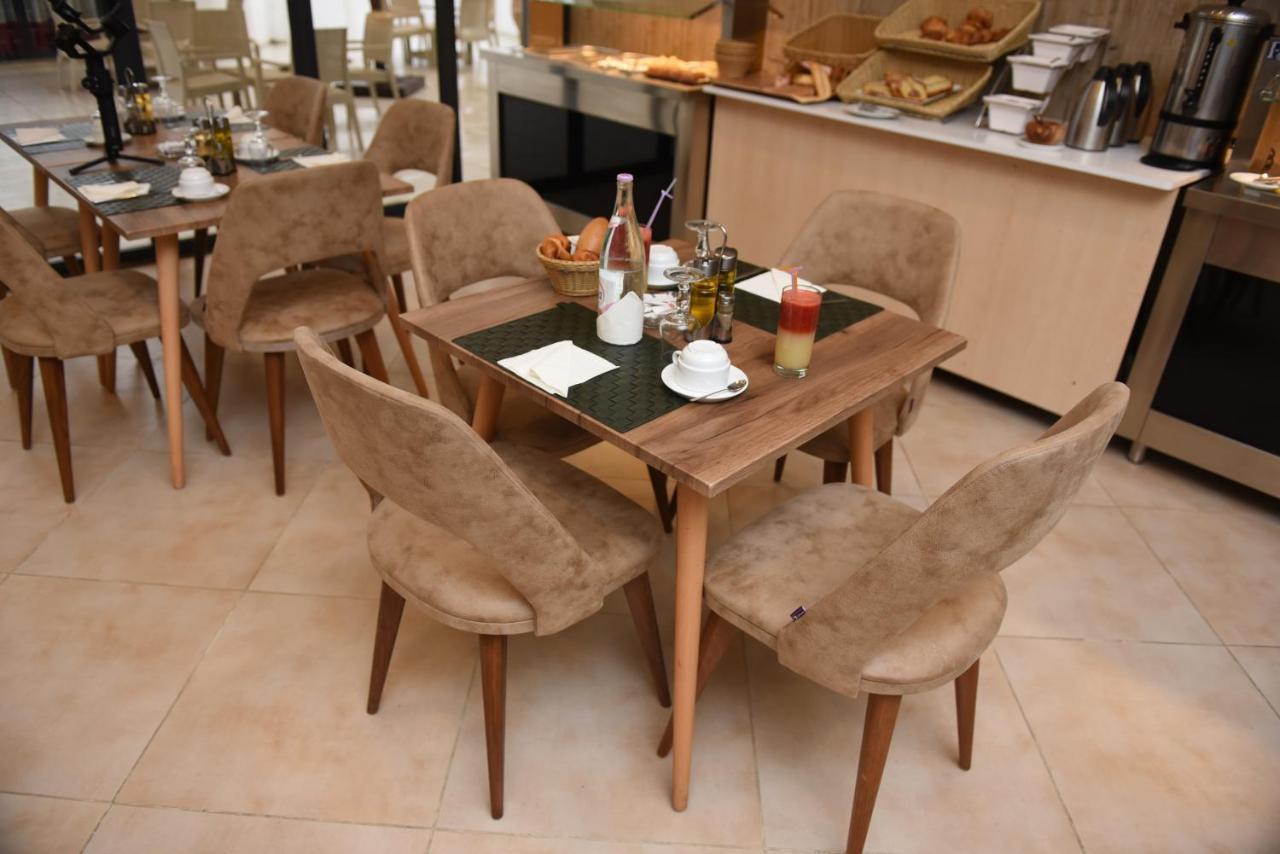 Downtown Tunis Hotel Eksteriør bilde